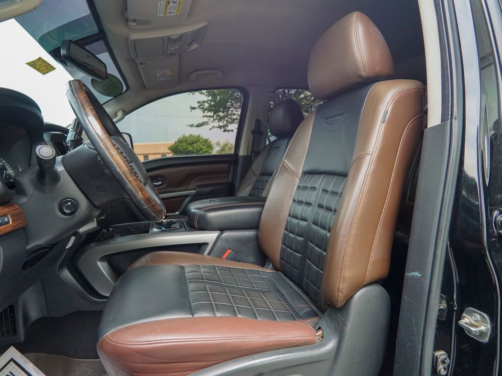 Used 2017 Nissan Titan Platinum Reserve AWD/4WD image 22