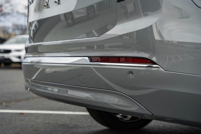 New 2026 Volvo XC90 B6 Plus w/ Protection Package Premier image 6