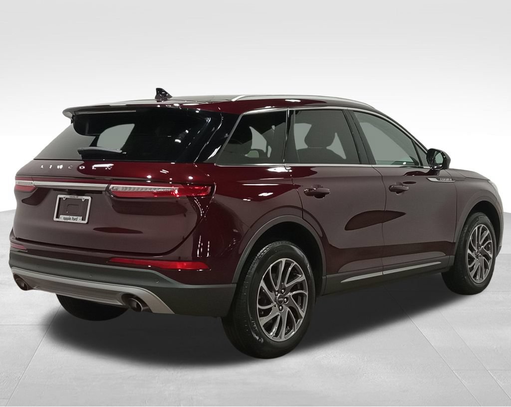 Certified 2021 Lincoln Corsair AWD w/ Equipment Group 101A image 3