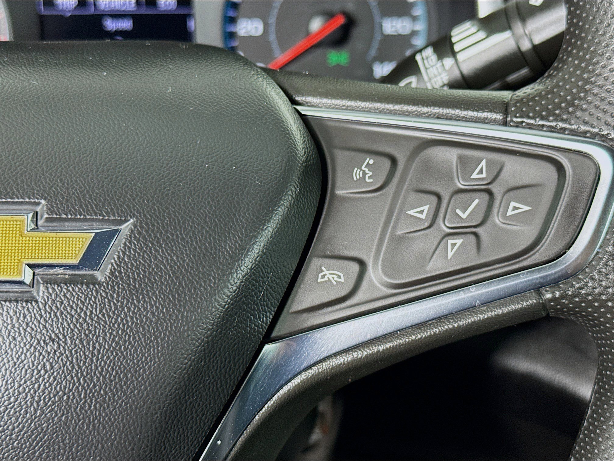 Used 2023 Chevrolet Malibu LT FWD image 14