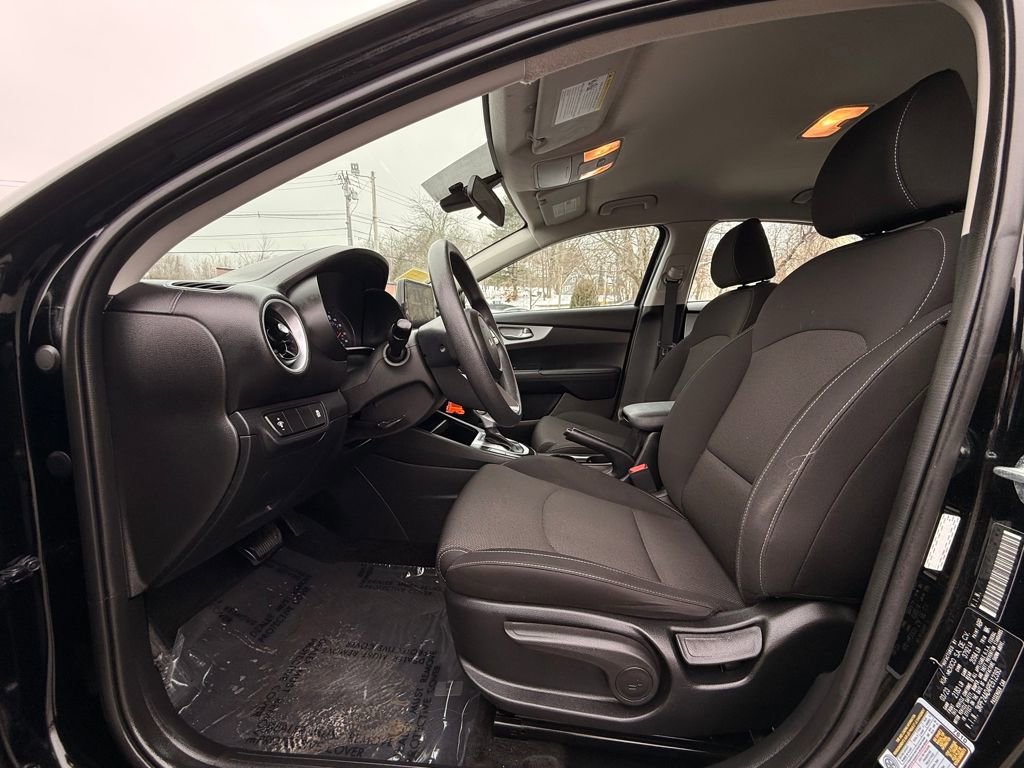 Used 2023 Kia Forte LXS image 23
