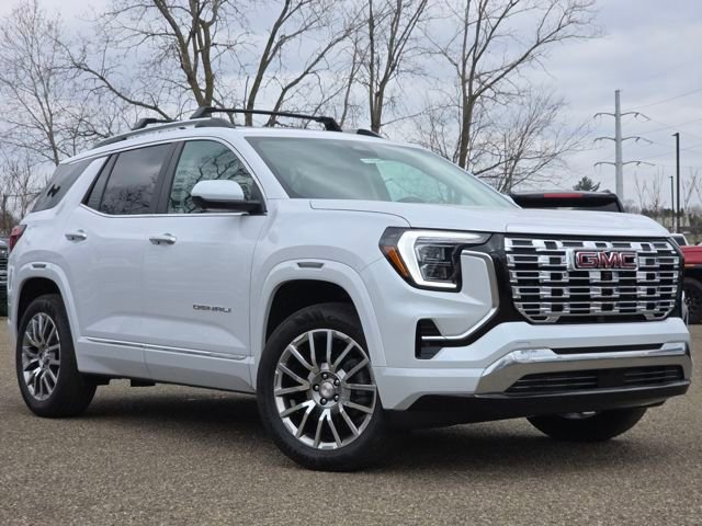 New 2026 GMC Terrain Denali w/ LPO, Floor Liner Package image 2