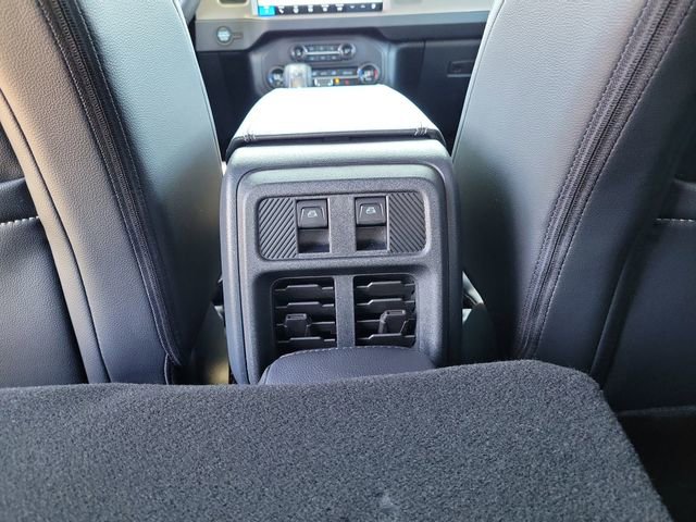 New 2026 Ford Bronco Outer Banks w/ Sasquatch Package AWD/4WD image 11