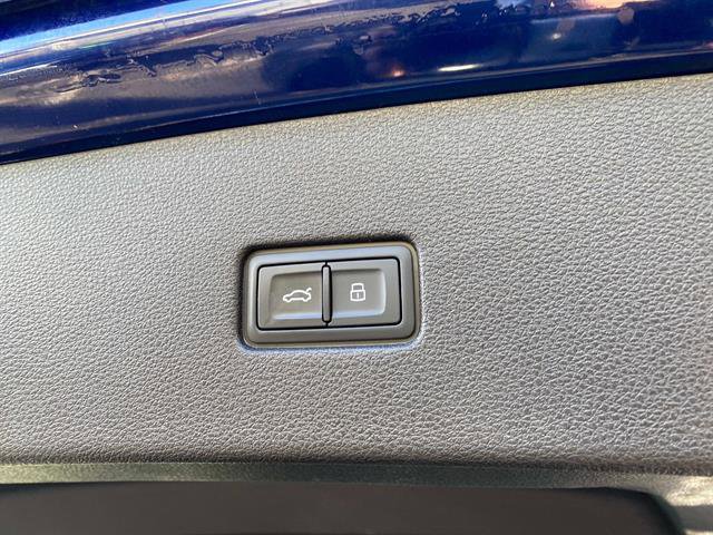 Used 2021 Audi SQ8 Premium Plus w/ Driver Assistance Package image 6