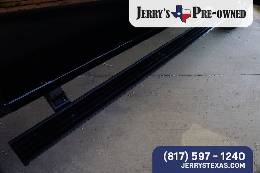 Used 2024 GMC Sierra 2500 Denali Ultimate AWD/4WD image 26