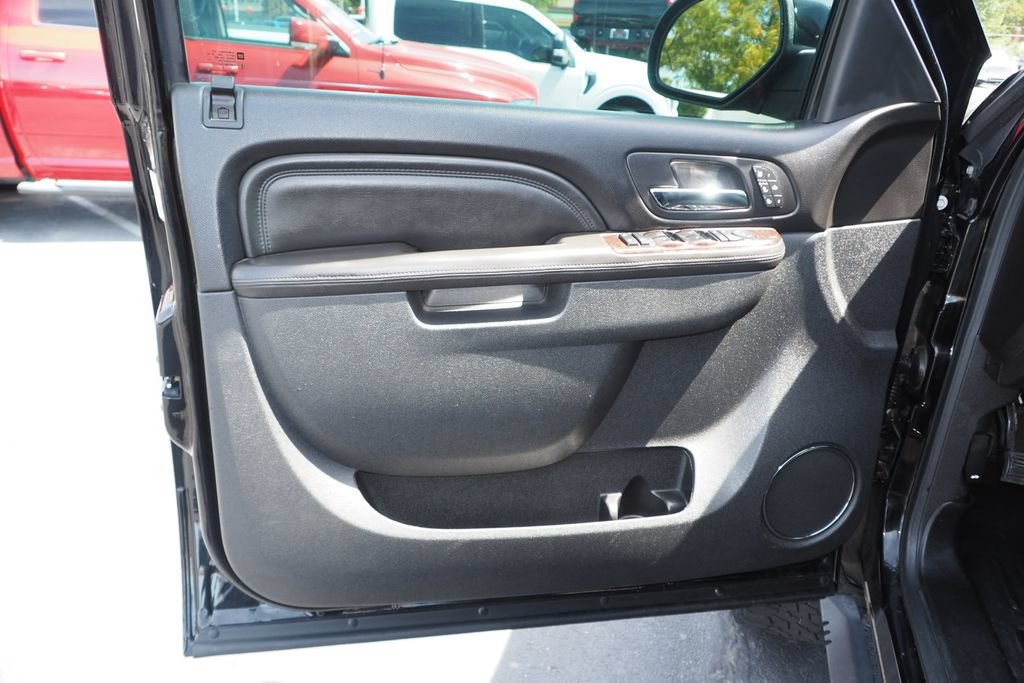 Used 2013 GMC Sierra 2500 Denali AWD/4WD image 13