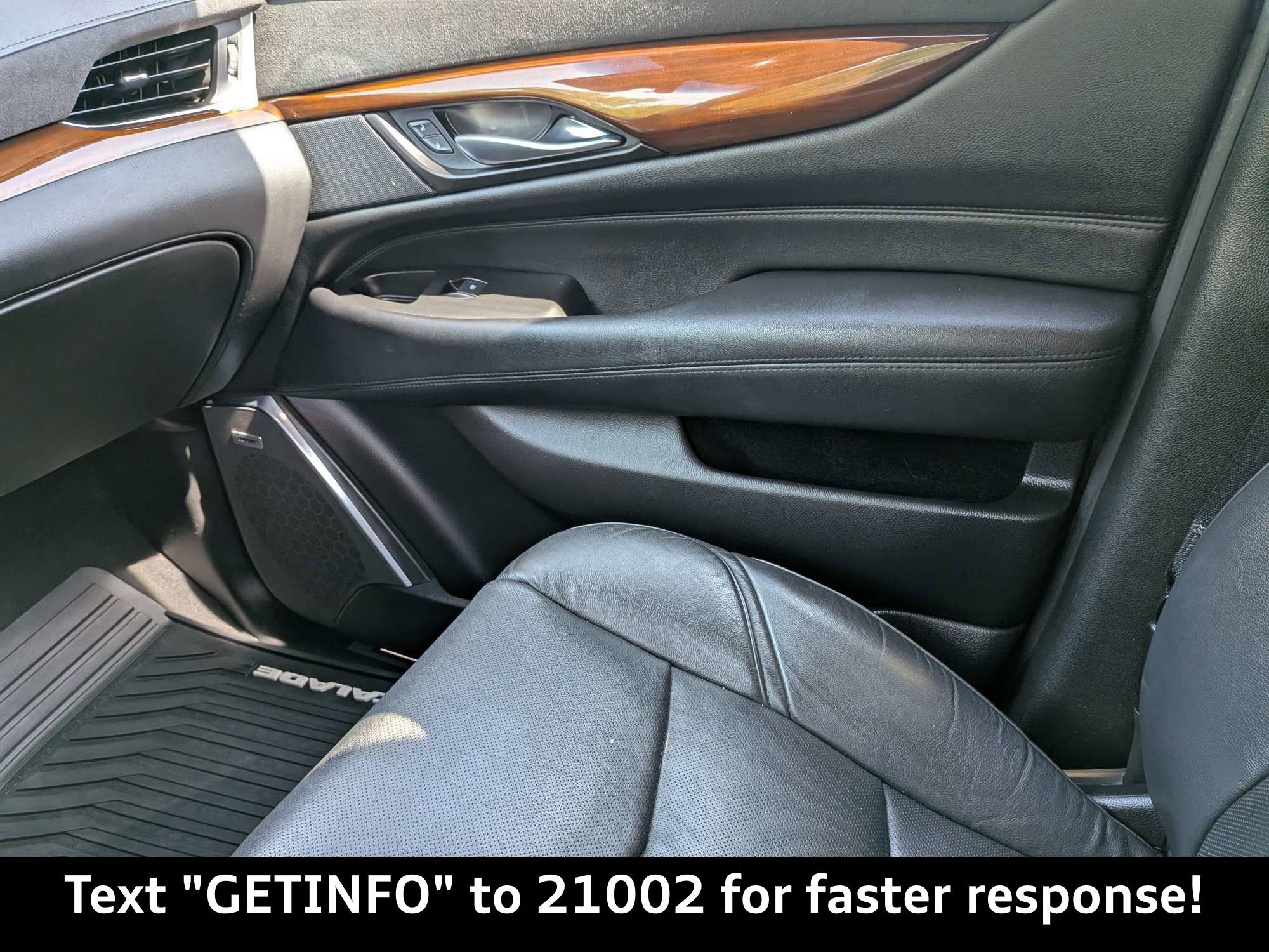 Used 2019 Cadillac Escalade Luxury RWD image 18