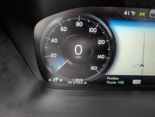 Used 2018 Volvo XC90 T6 Momentum w/ Convenience Package image 21