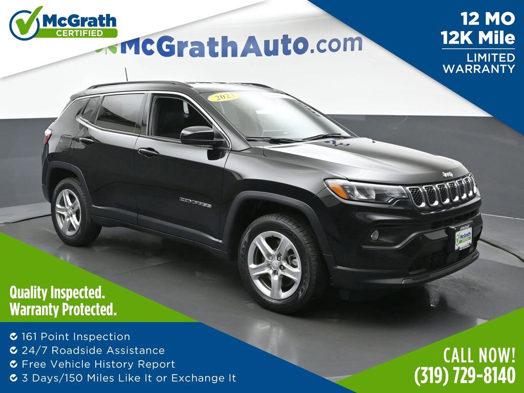 Used 2023 Jeep Compass Latitude image 1
