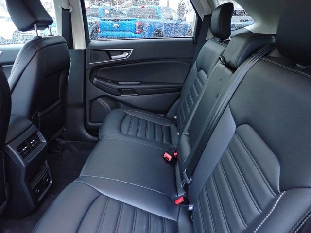 Certified 2024 Ford Edge SEL w/ Convenience Package AWD/4WD image 17