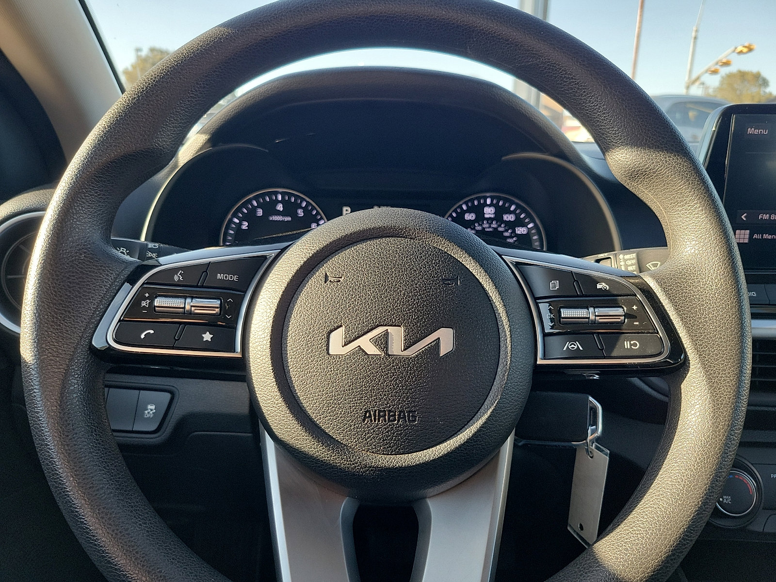 Used 2024 Kia Forte LXS image 18