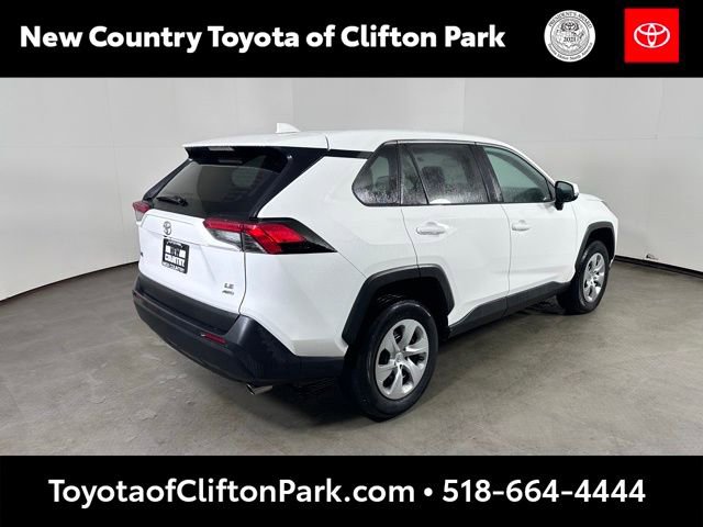 Used 2023 Toyota RAV4 LE image 3