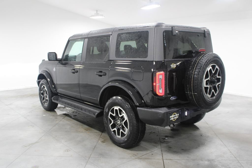 New 2025 Ford Bronco Outer Banks image 6