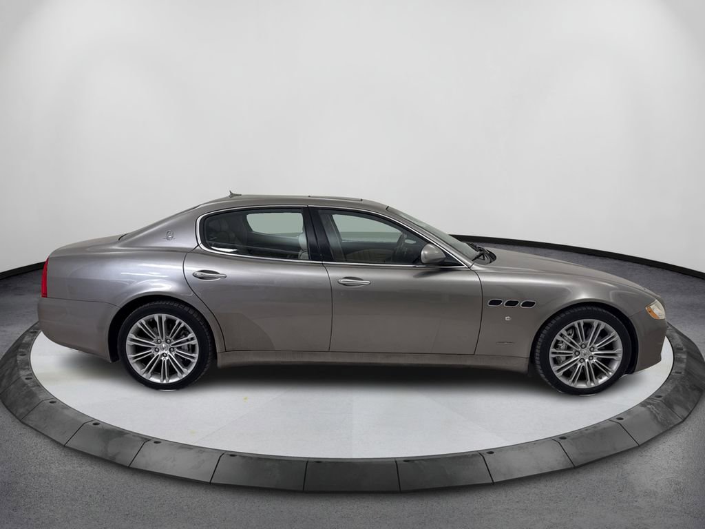 Used 2010 Maserati Quattroporte S image 4
