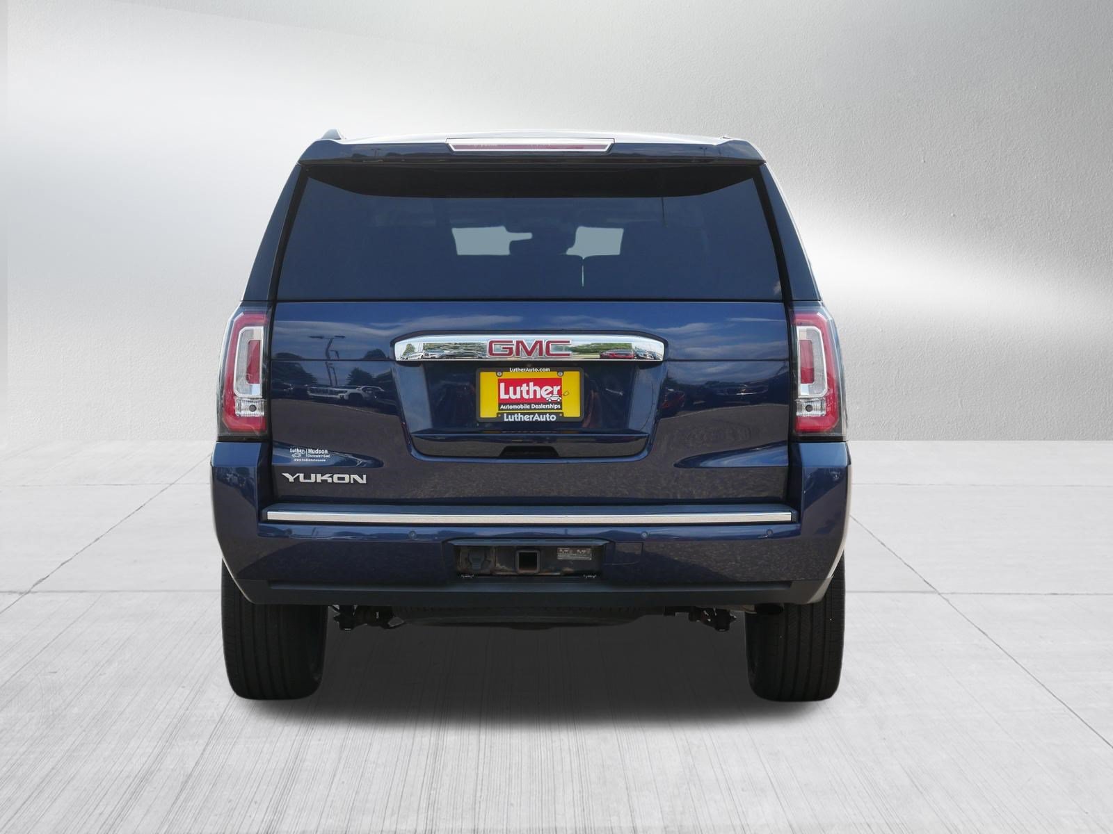 Used 2018 GMC Yukon Denali w/ Denali Ultimate Package AWD/4WD image 6