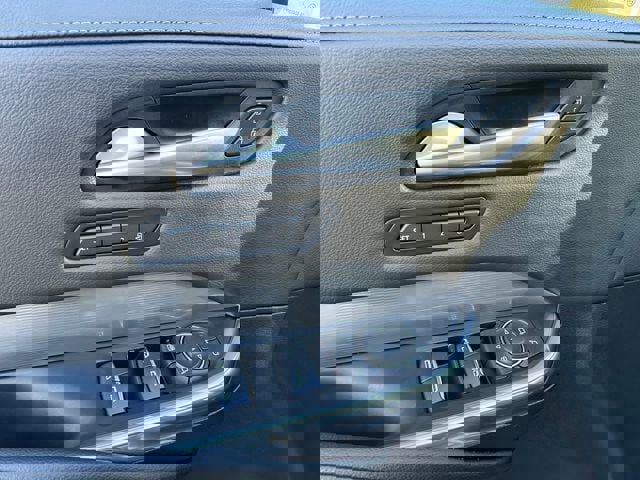 Used 2024 Cadillac XT4 Premium Luxury AWD/4WD image 20