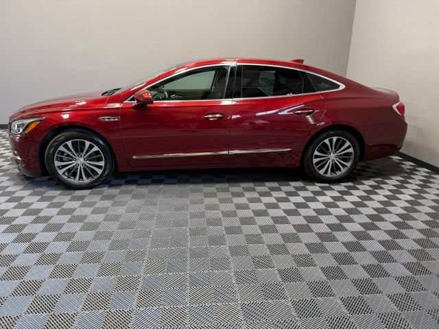 Used 2017 Buick LaCrosse Essence FWD image 6
