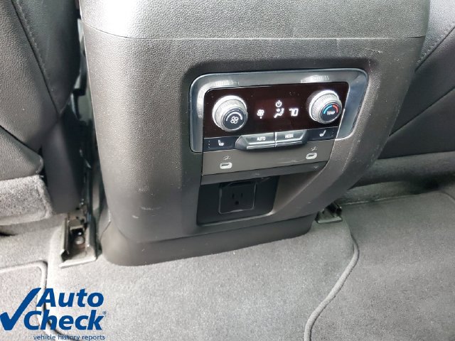Certified 2023 Chevrolet Suburban High Country RWD image 16