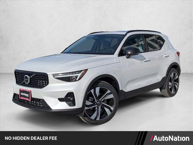 Certified 2026 Volvo XC40 B5 Ultra w/ Climate Package