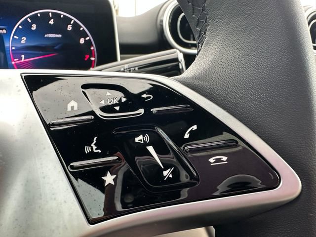 Used 2025 Mercedes-Benz C 300 4MATIC Sedan image 17