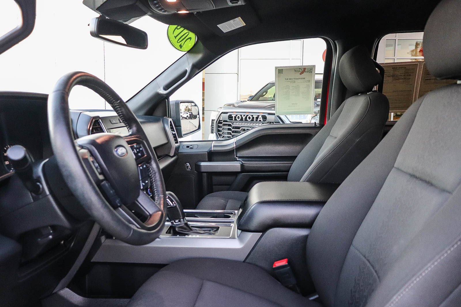 Used 2019 Ford F150 XLT w/ Equipment Group 302A Luxury image 19
