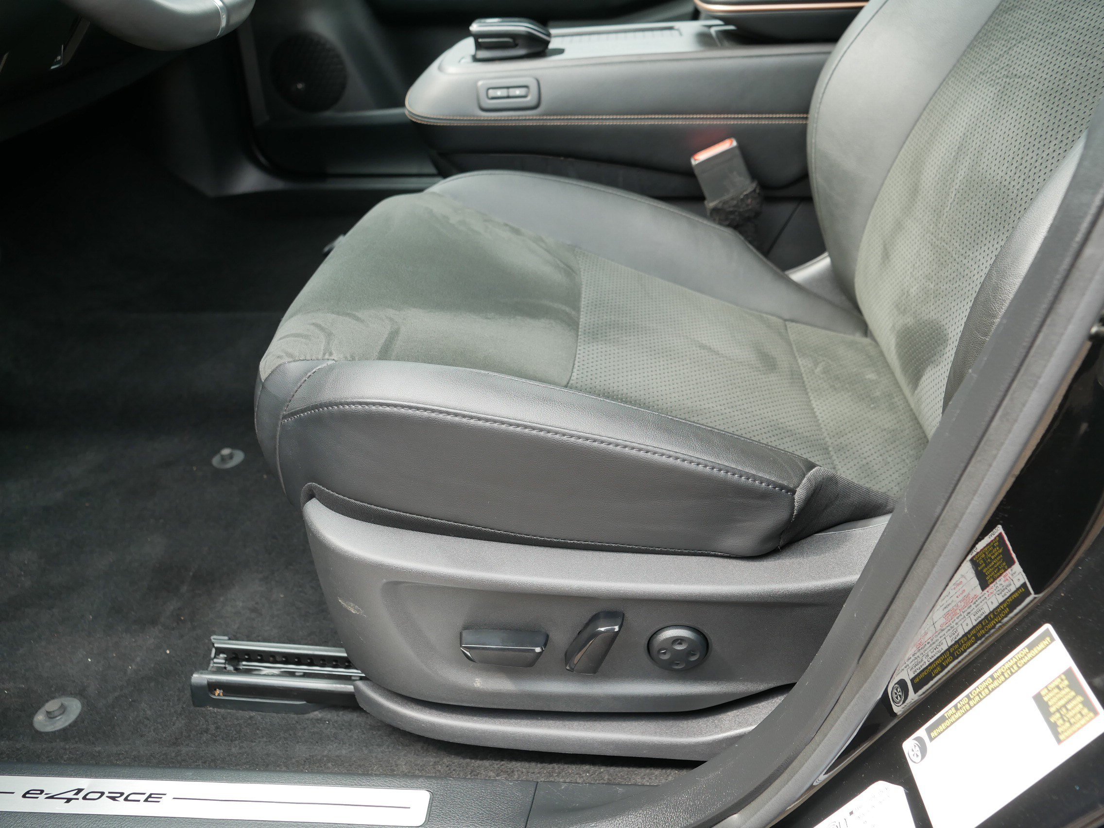 Certified 2024 Nissan Ariya AWD image 20