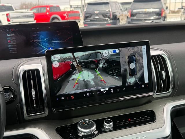 Certified 2025 Ford Expedition Max Platinum image 4