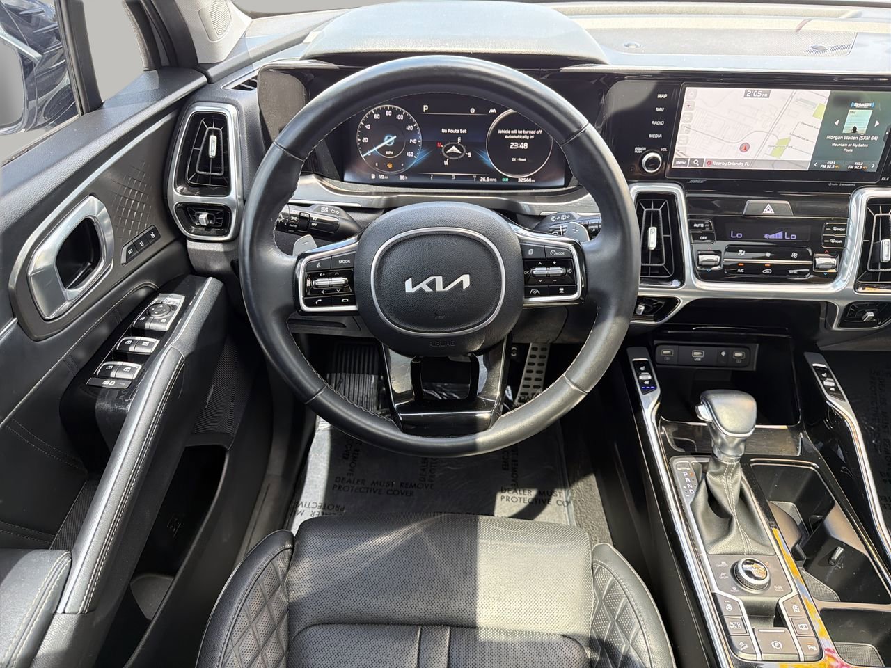 Used 2023 Kia Sorento SX AWD/4WD image 13