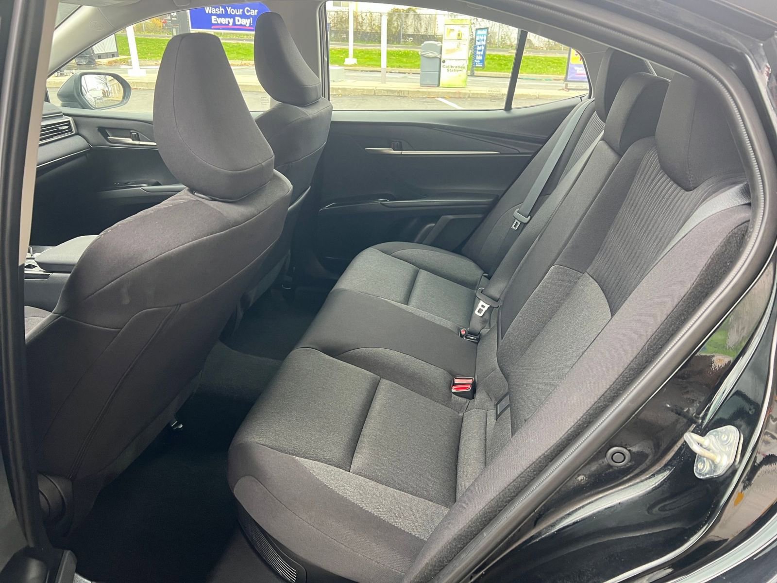 Used 2025 Toyota Camry LE image 25