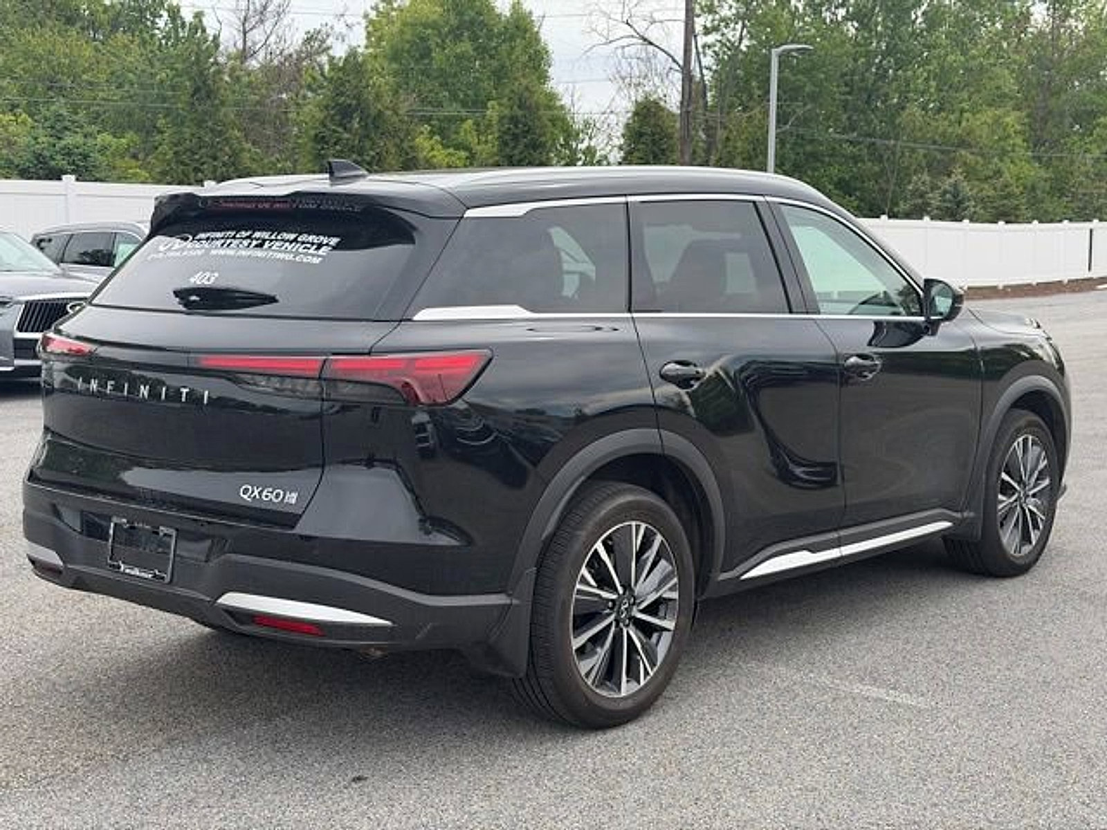 Certified 2026 INFINITI QX60 Luxe w/ Cargo Package AWD/4WD image 7