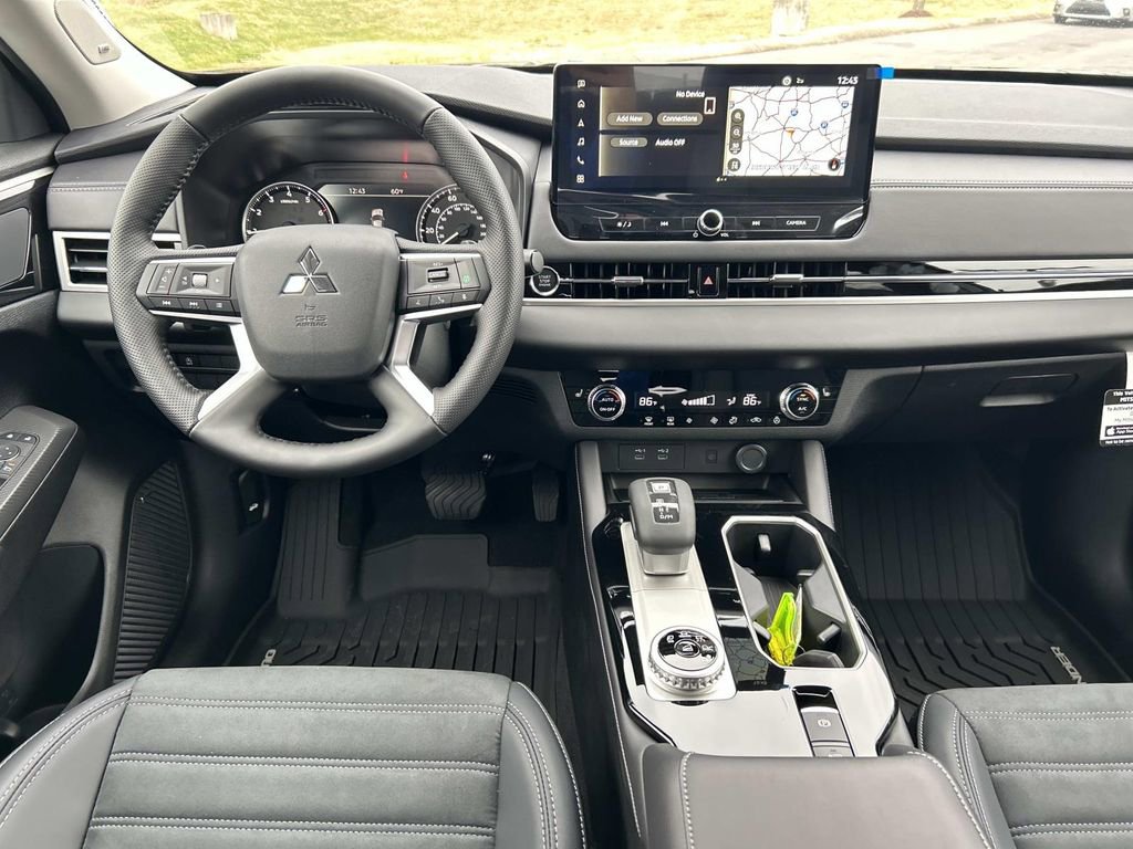 New 2026 Mitsubishi Outlander SE FWD image 16