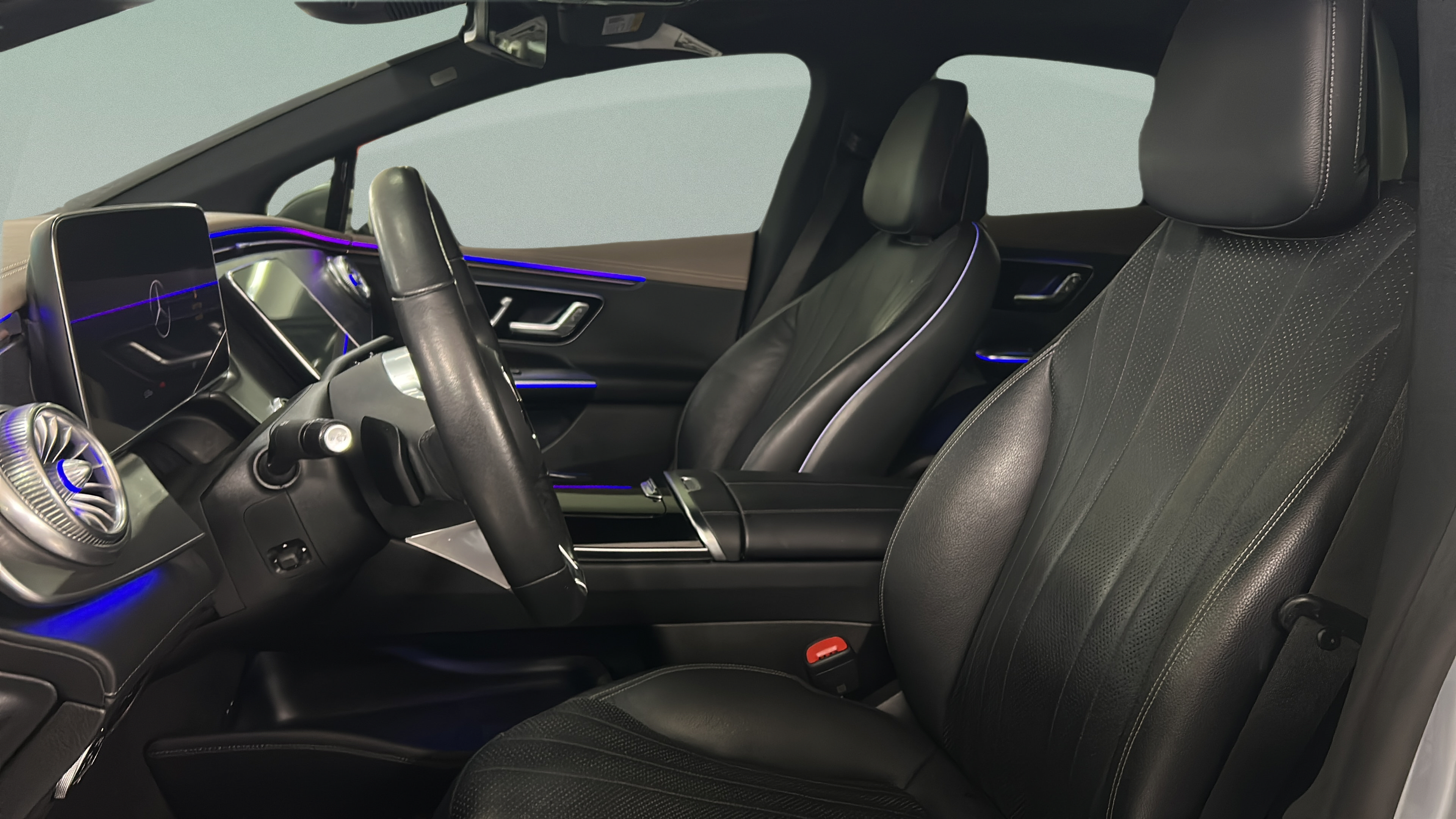 Certified 2023 Mercedes-Benz EQE 500 4MATIC Sedan image 13