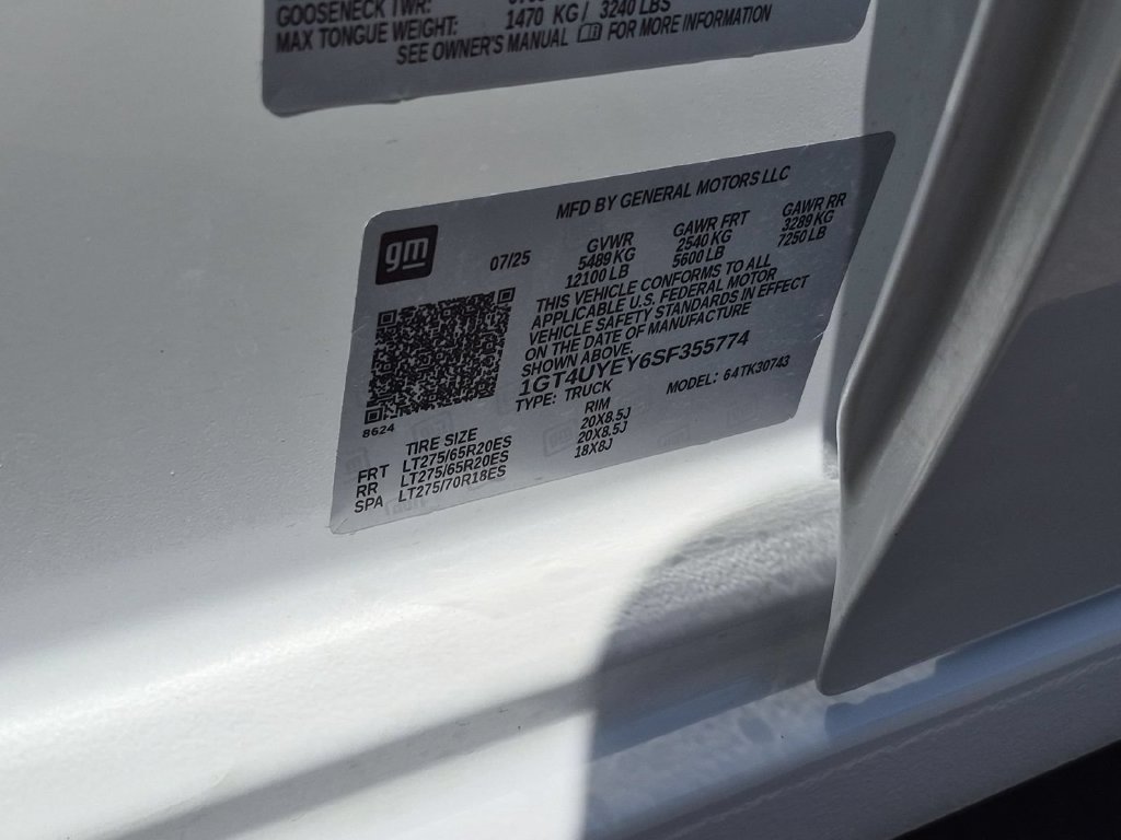 Certified 2025 GMC Sierra 3500 Denali Ultimate AWD/4WD image 33