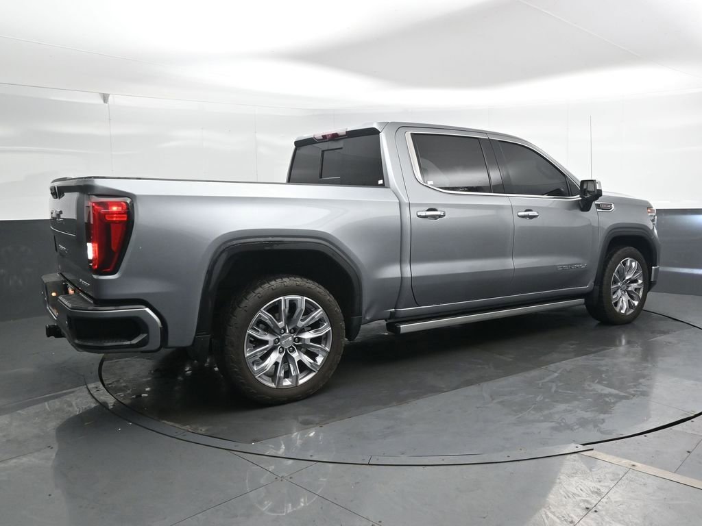 Used 2024 GMC Sierra 1500 Denali w/ Denali Reserve Package AWD/4WD image 3