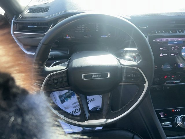 Used 2024 Jeep Grand Cherokee L Limited w/ Luxury Tech Group II image 13