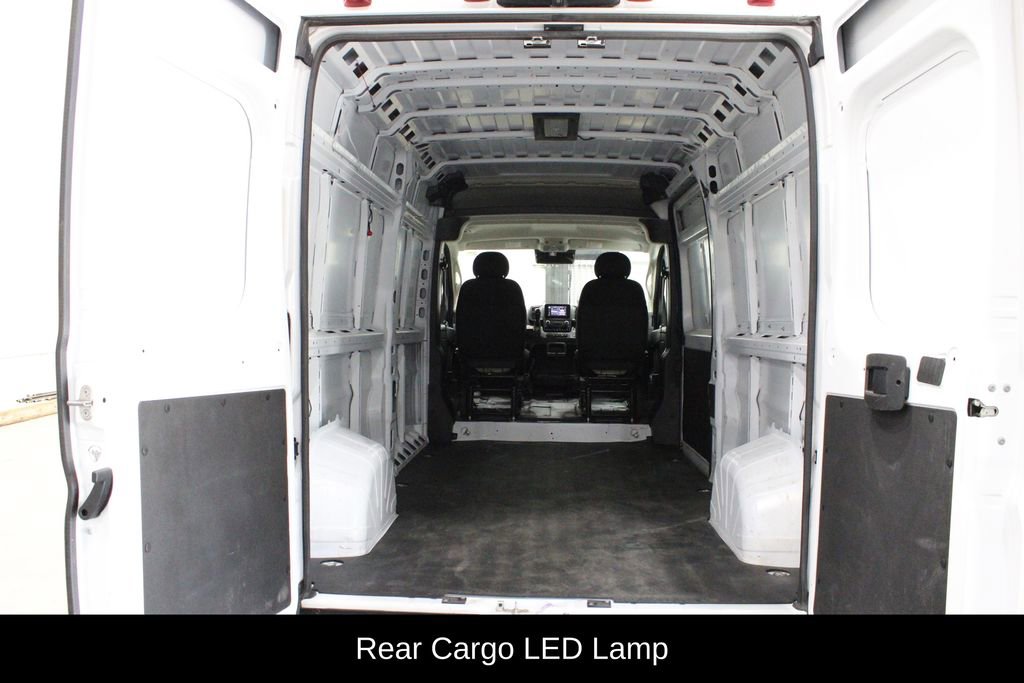 Used 2024 RAM ProMaster 2500 w/ Convenience Group image 20