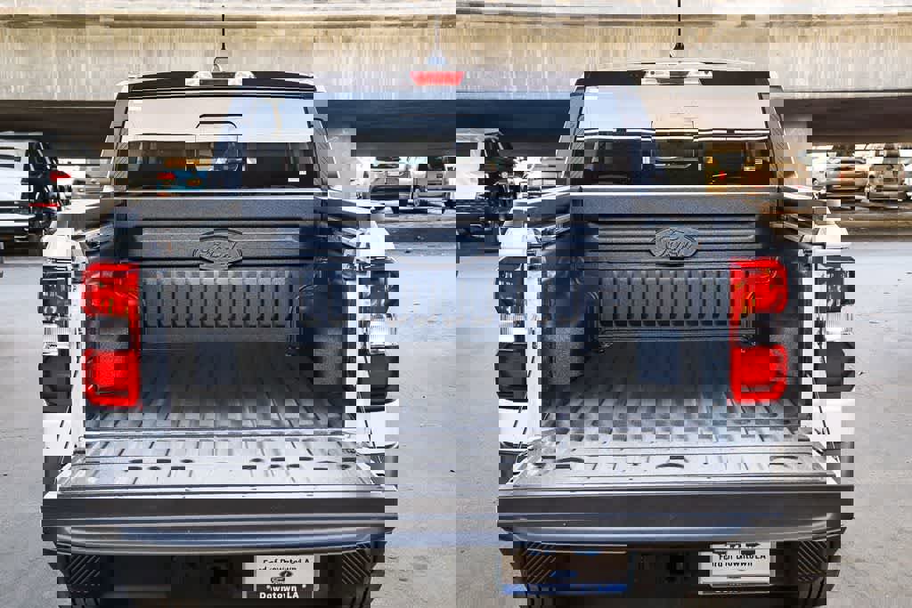 New 2026 Ford Maverick Lariat w/ Black Appearance Package image 28