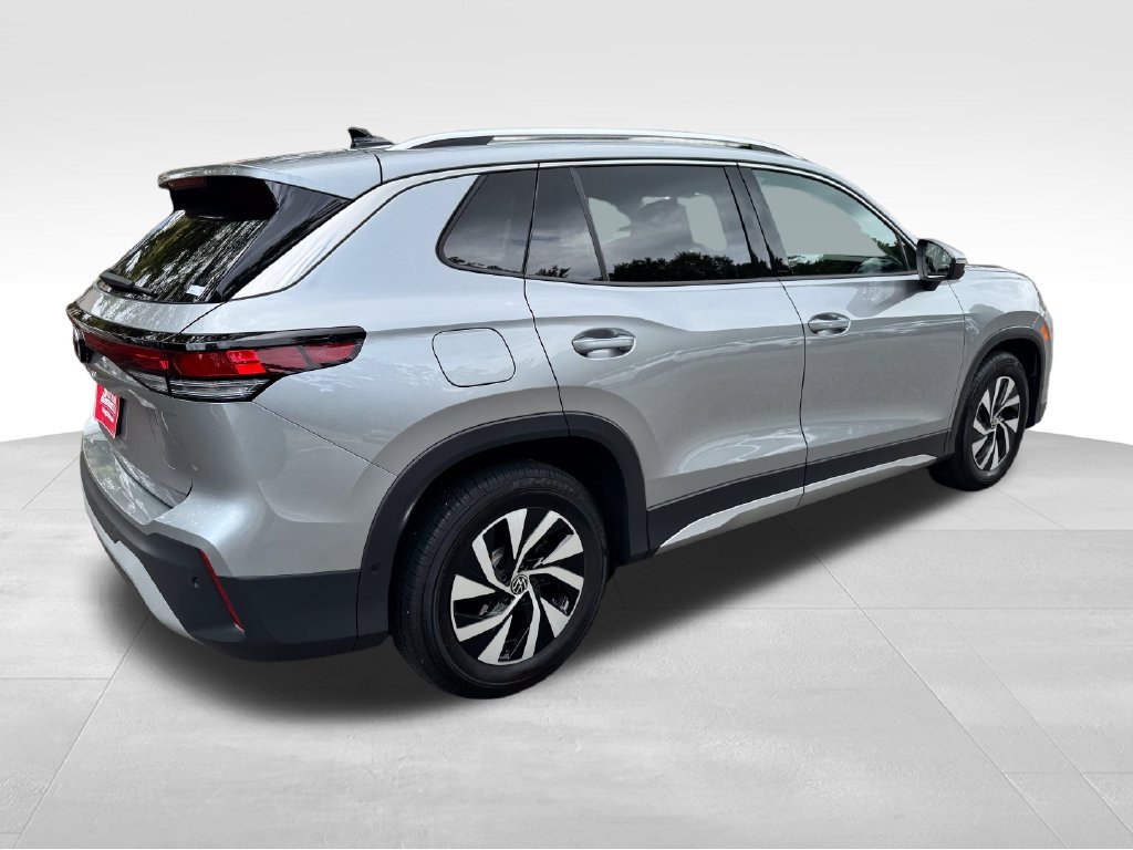 Used 2026 Volkswagen Tiguan S FWD image 6
