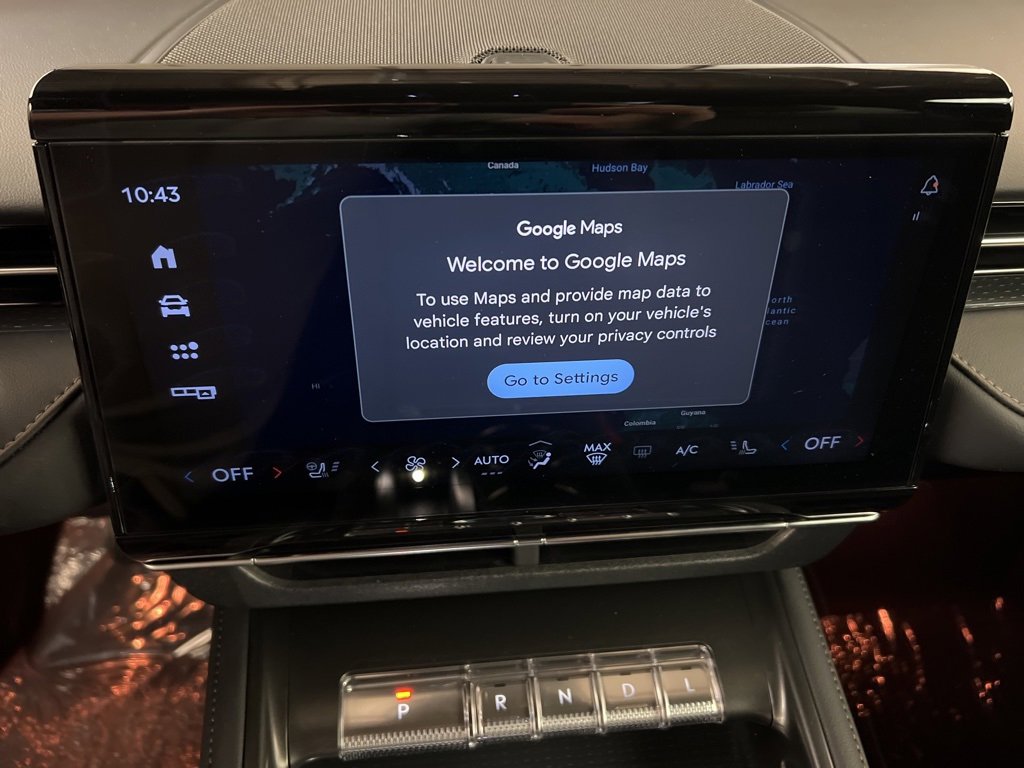 Used 2025 Lincoln Nautilus Premier w/ Equipment Group 102A image 12