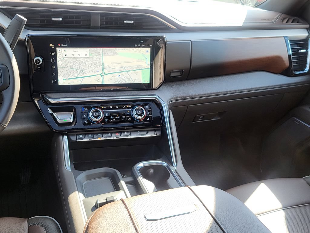 New 2025 GMC Sierra 3500 Denali w/ Denali Reserve Package AWD/4WD image 32