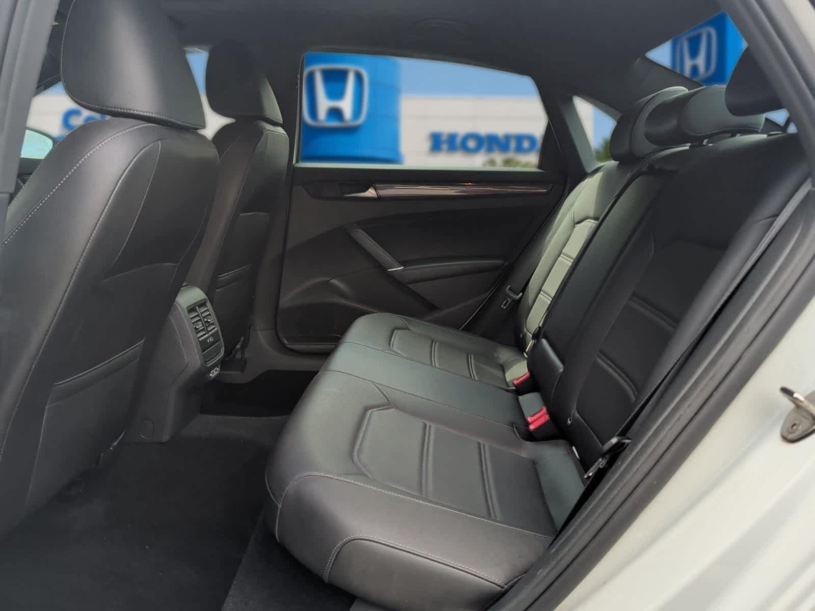 Used 2021 Volkswagen Passat 2.0T R-Line w/ Luggage Net & Mats Package FWD image 28