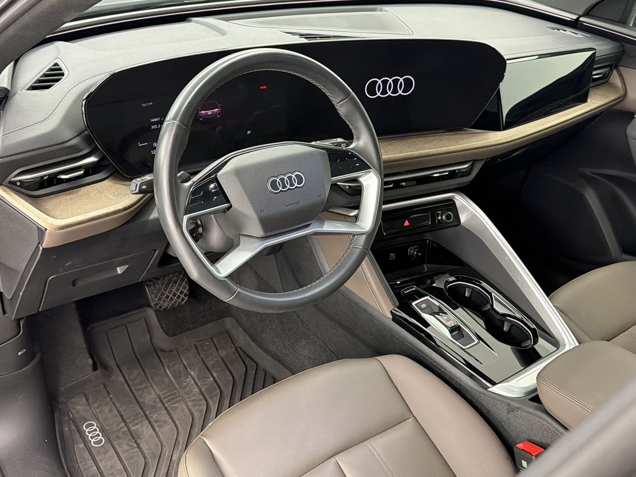 Used 2025 Audi Q5 Premium w/ Convenience Package AWD/4WD image 4