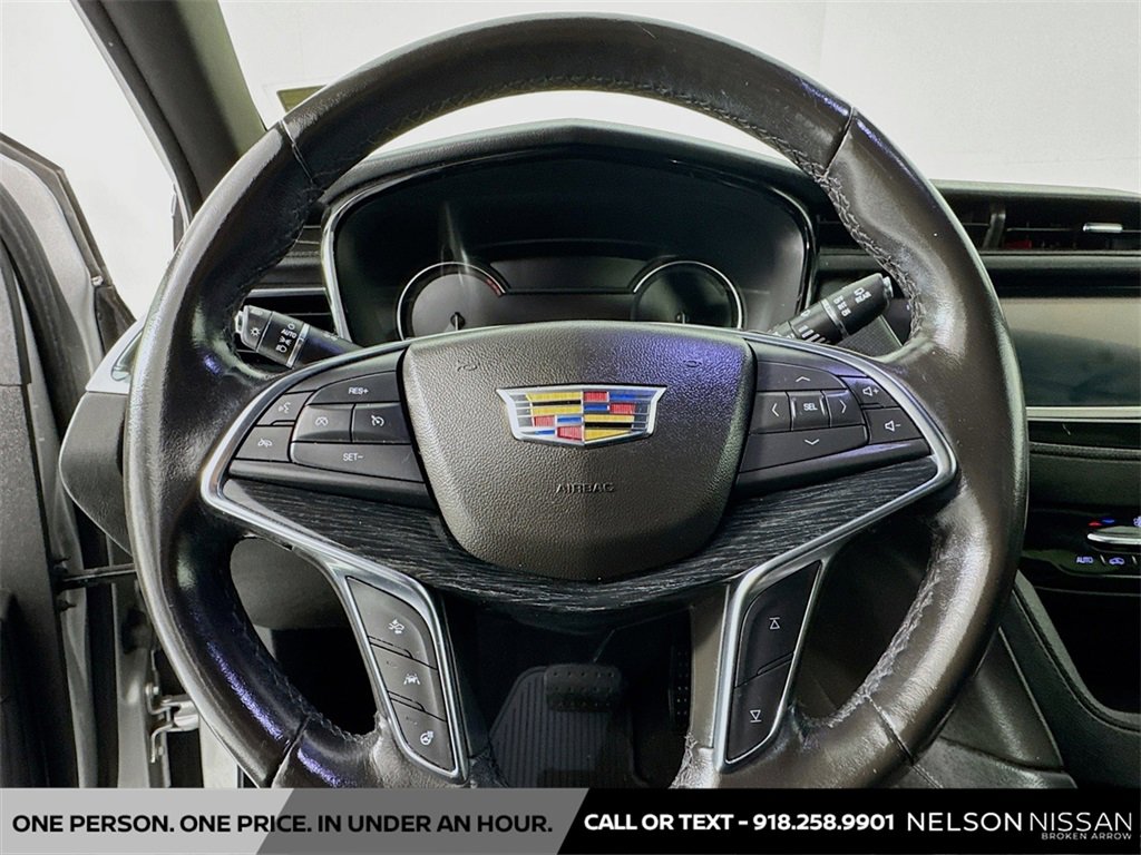 Used 2020 Cadillac XT5 Premium Luxury image 11