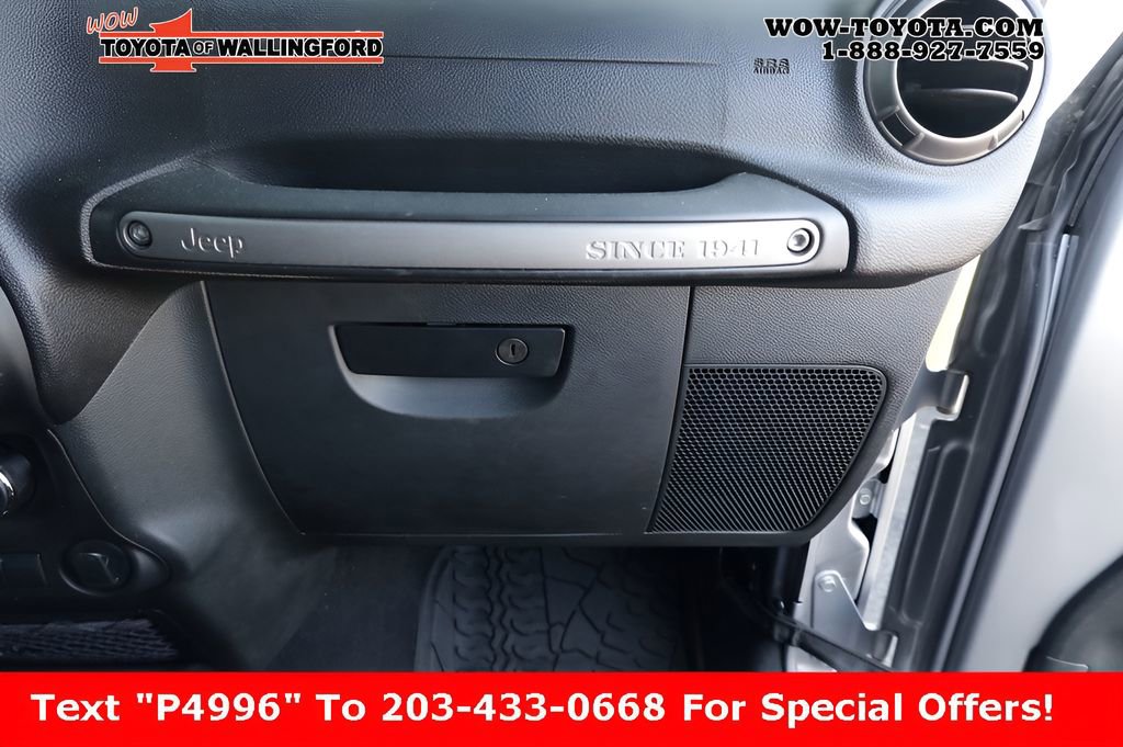 Used 2018 Jeep Wrangler Unlimited Willys Wheeler image 33