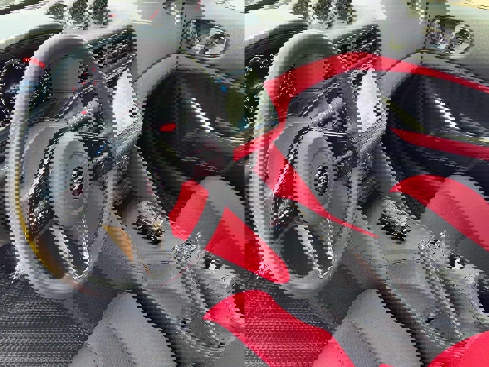 Certified 2024 Nissan Z Performance w/ Floor Mat Package image 13