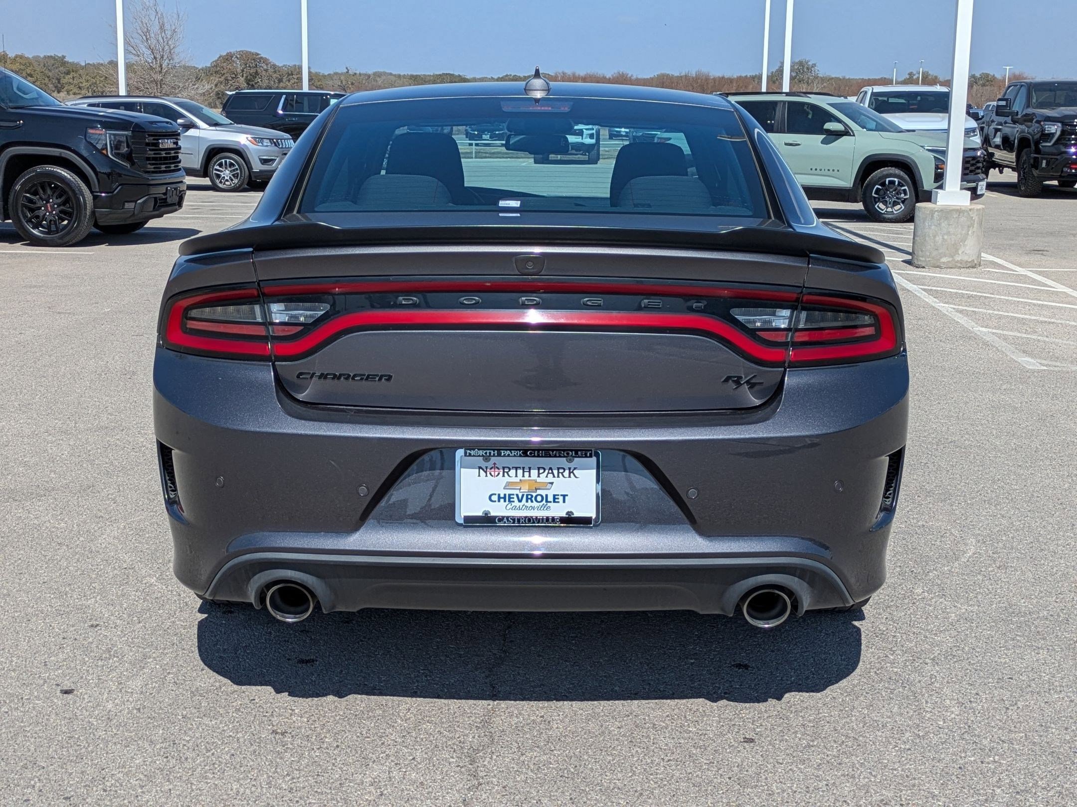 Used 2022 Dodge Charger R/T w/ Blacktop Package image 4