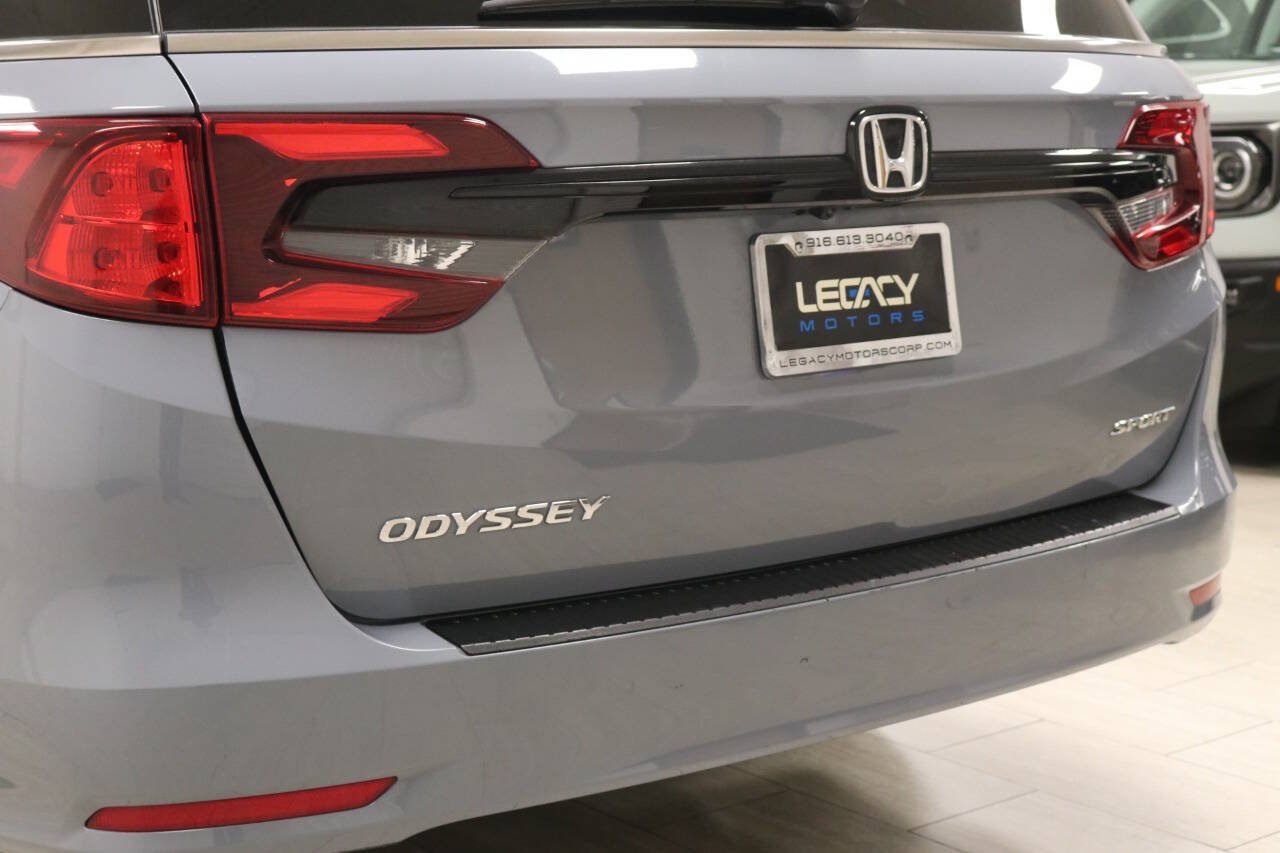 Used 2024 Honda Odyssey Sport image 97