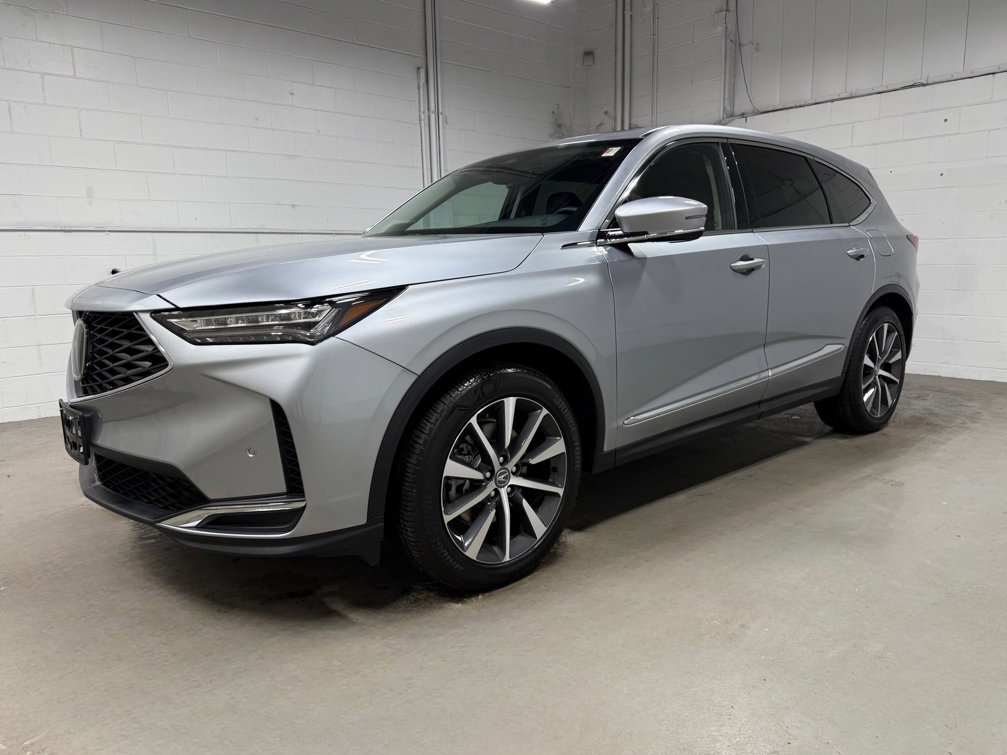 Used 2025 Acura MDX SH-AWD w/ Technology Package image 1