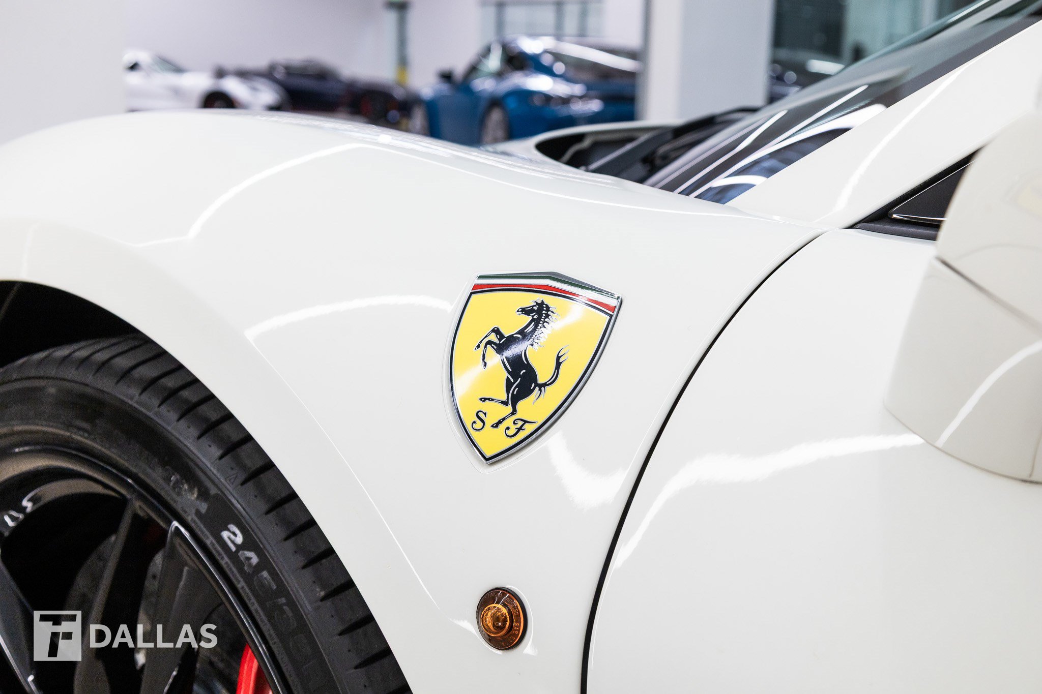 Used 2019 Ferrari 488 Spider RWD image 23