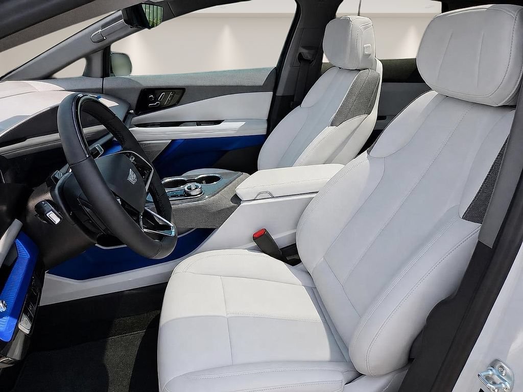 New 2027 Cadillac Optiq Luxury AWD/4WD image 14